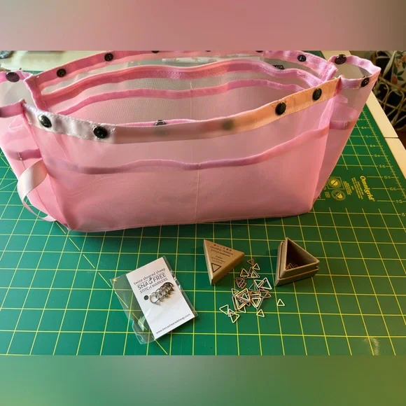 YARN DESTASH / Della Q Pink Bundle - Picture 3 of 8